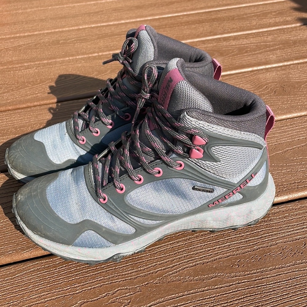 Merrell Hiking Boots, Women's Size 6.5